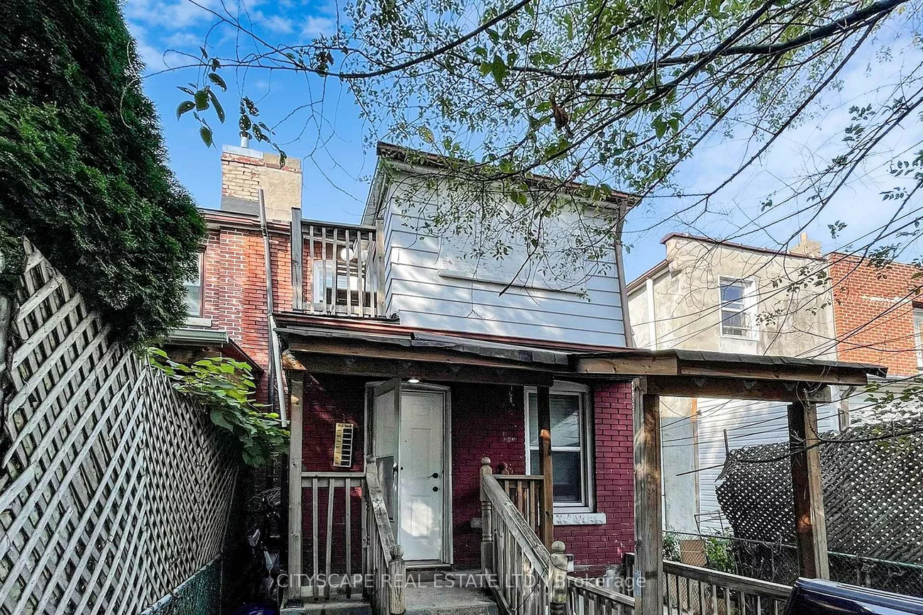 467, Keele, Junction Area, Toronto