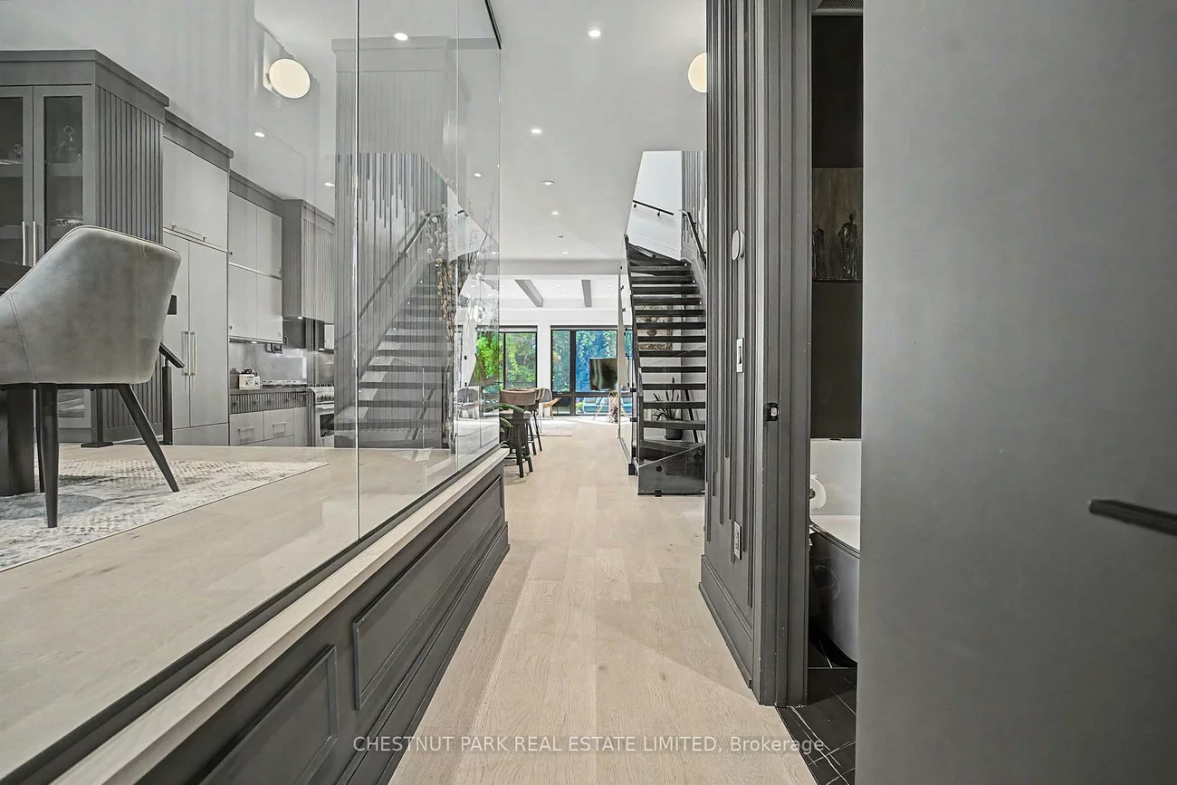 150, Sheldon, Alderwood, Toronto