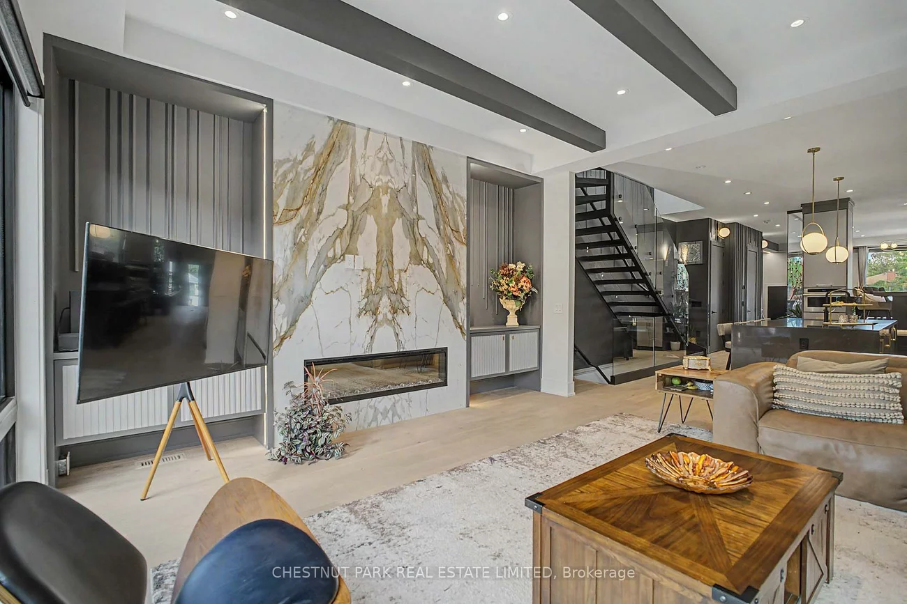 150, Sheldon, Alderwood, Toronto