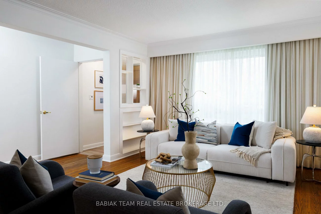 9, Camborne, Downsview-Roding-CFB, Toronto