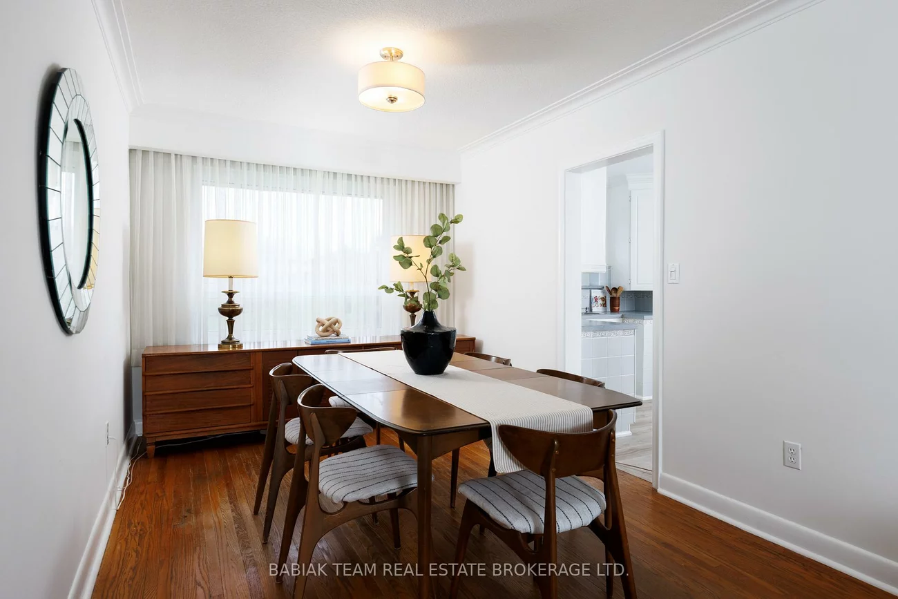 9, Camborne, Downsview-Roding-CFB, Toronto