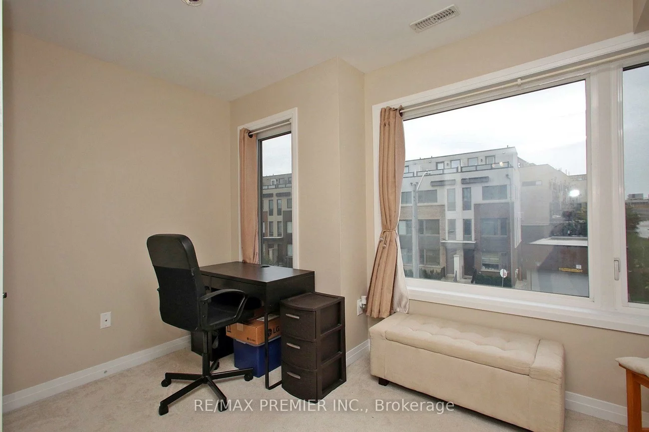 152, Frederick Tisdale, Downsview-Roding-CFB, Toronto