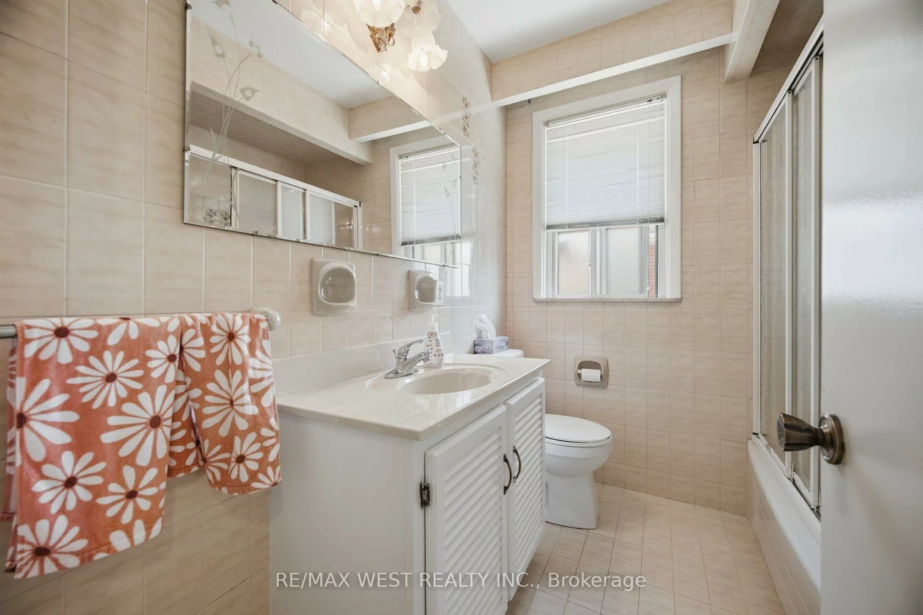 89, Wendell, Humberlea-Pelmo Park W4, Toronto
