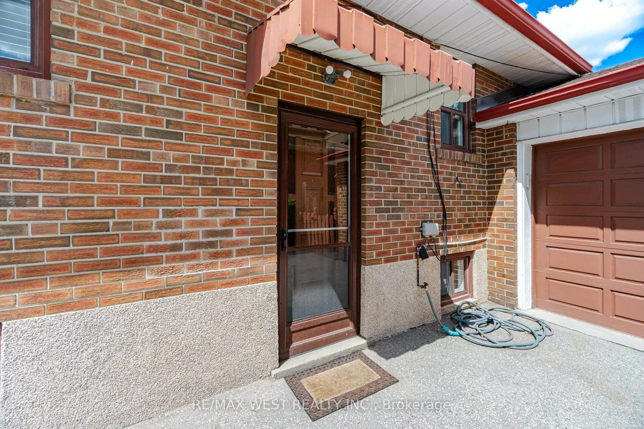 89, Wendell, Humberlea-Pelmo Park W4, Toronto
