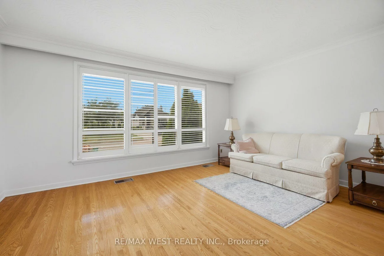 89, Wendell, Humberlea-Pelmo Park W4, Toronto