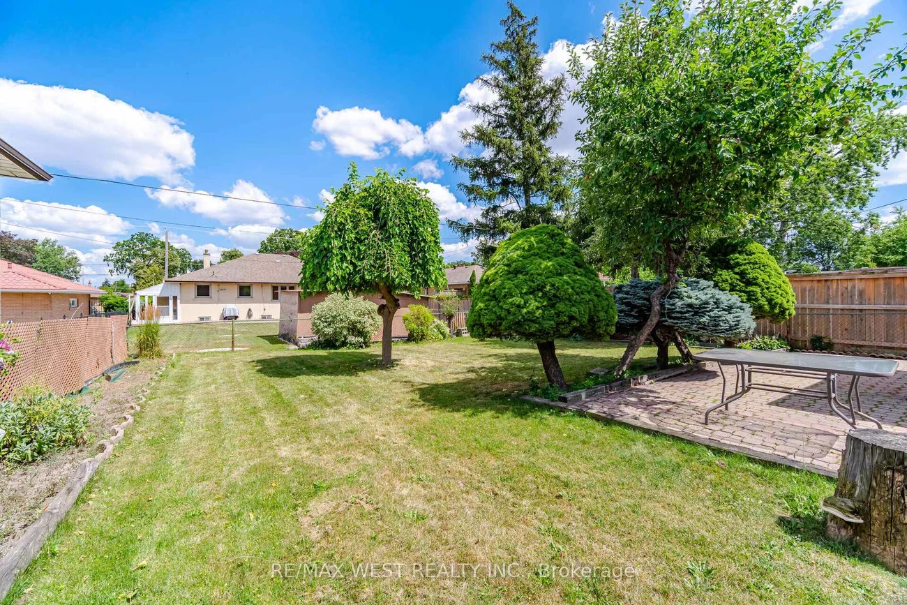 89, Wendell, Humberlea-Pelmo Park W4, Toronto