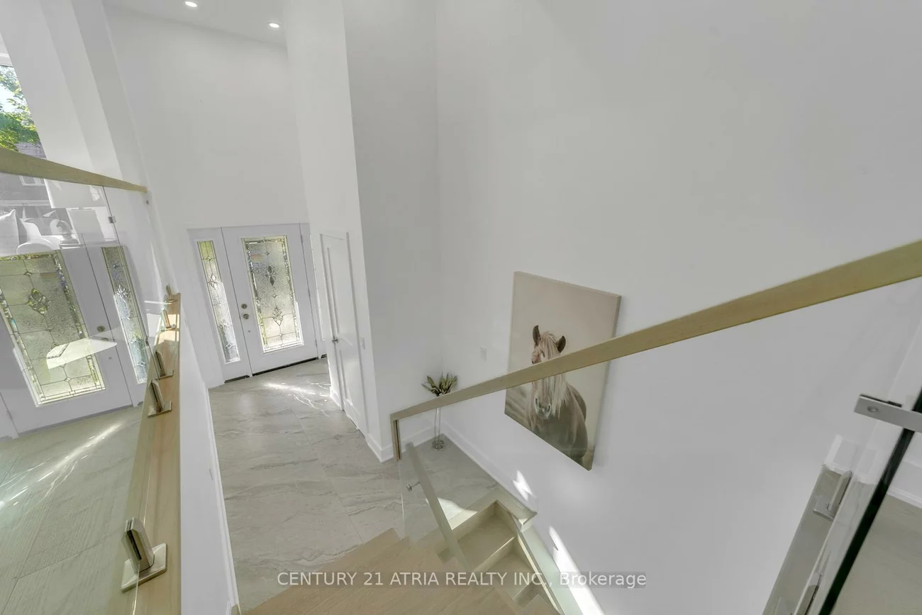 47, Eighth, New Toronto, Toronto