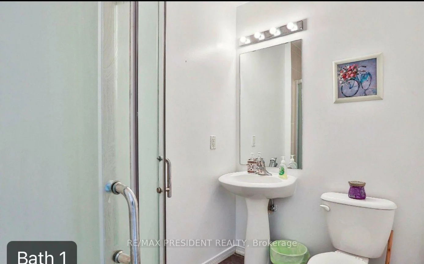 3, Herzberg, York University Heights, Toronto