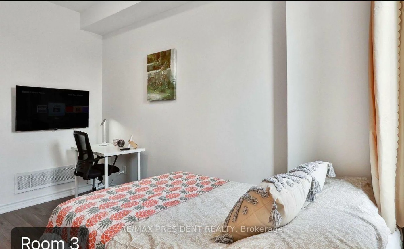 3, Herzberg, York University Heights, Toronto