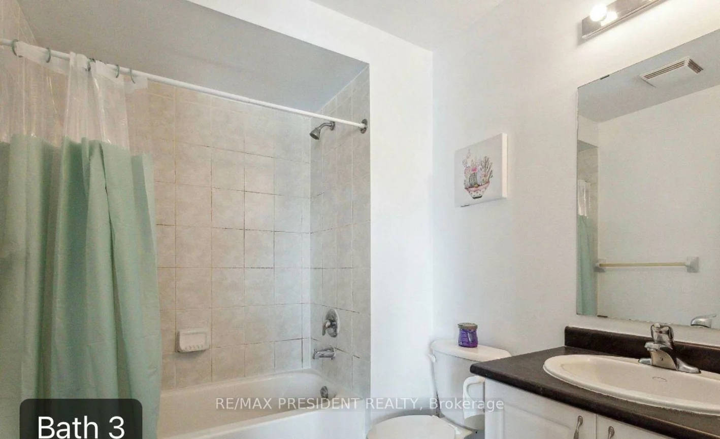 3, Herzberg, York University Heights, Toronto