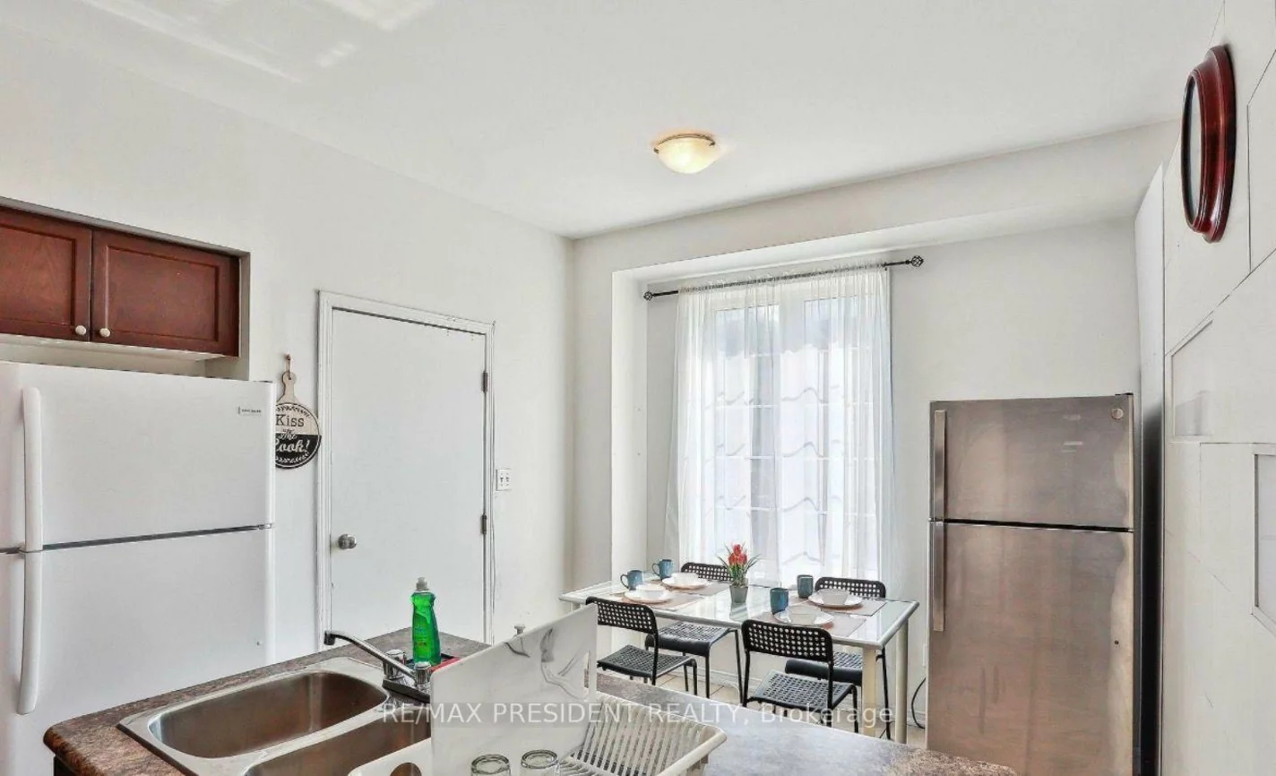 3, Herzberg, York University Heights, Toronto