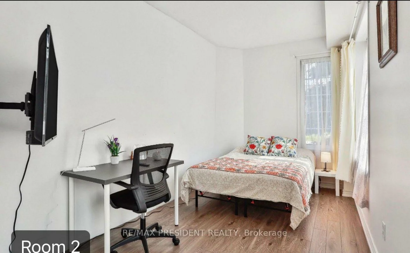 3, Herzberg, York University Heights, Toronto