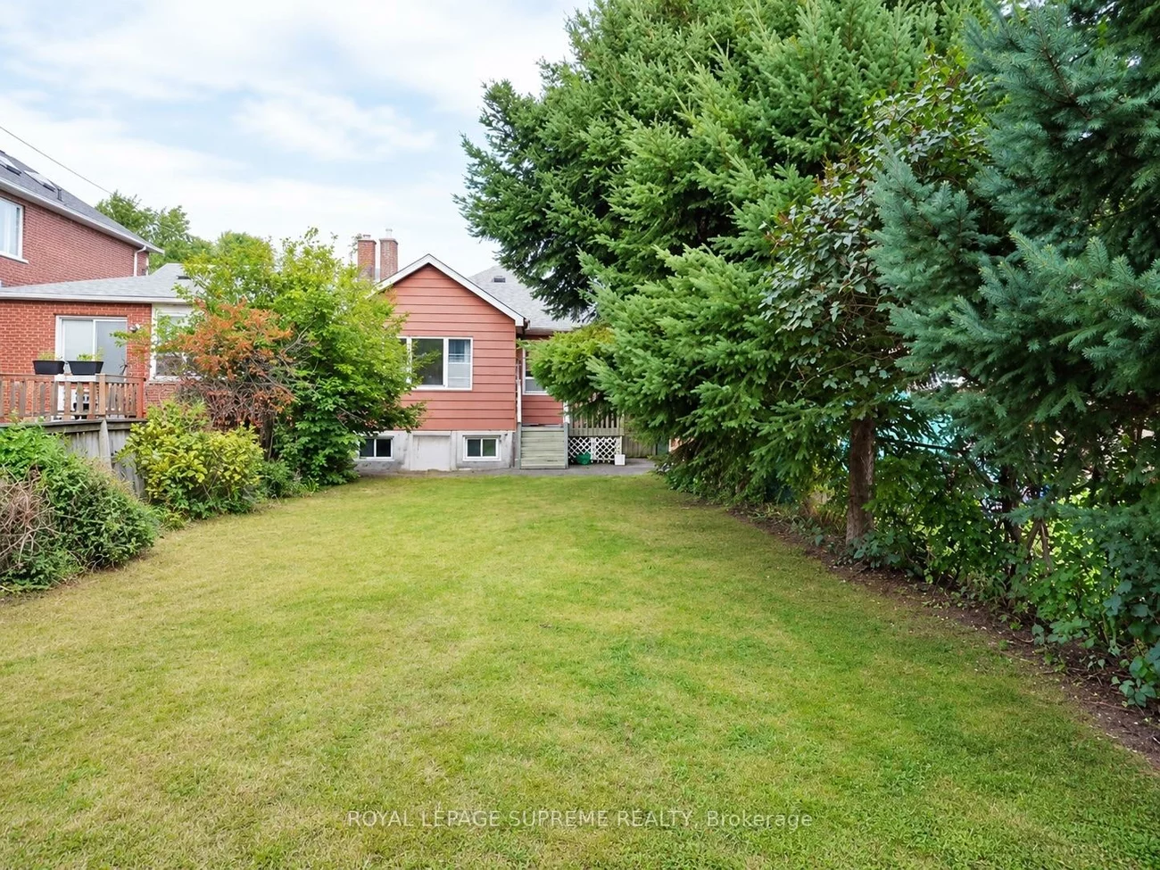 48, Mould, Rockcliffe-Smythe, Toronto
