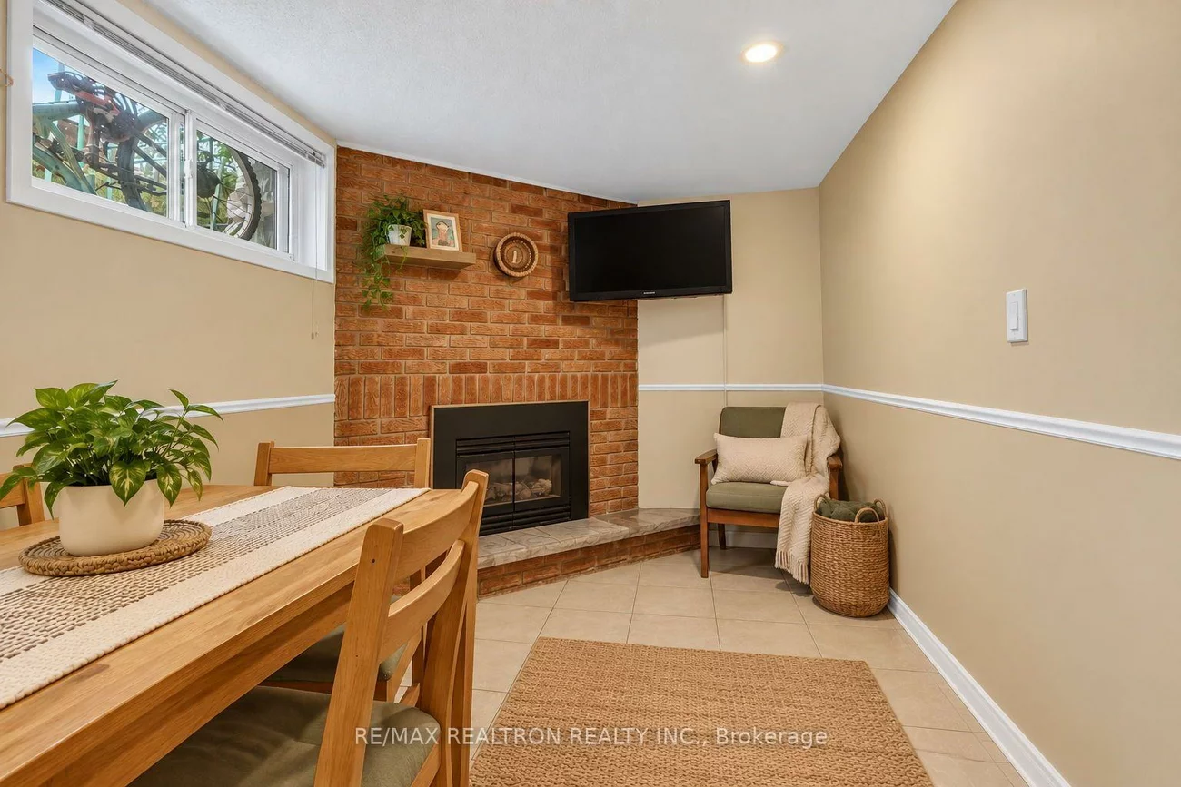 26, Brubeck, Humbermede, Toronto