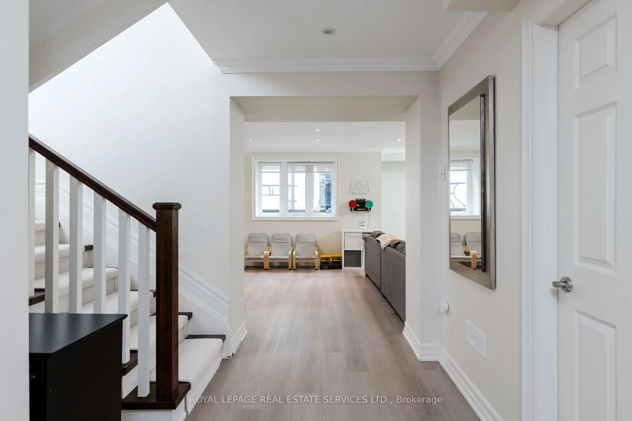 4, Springbrook, Stonegate-Queensway, Toronto