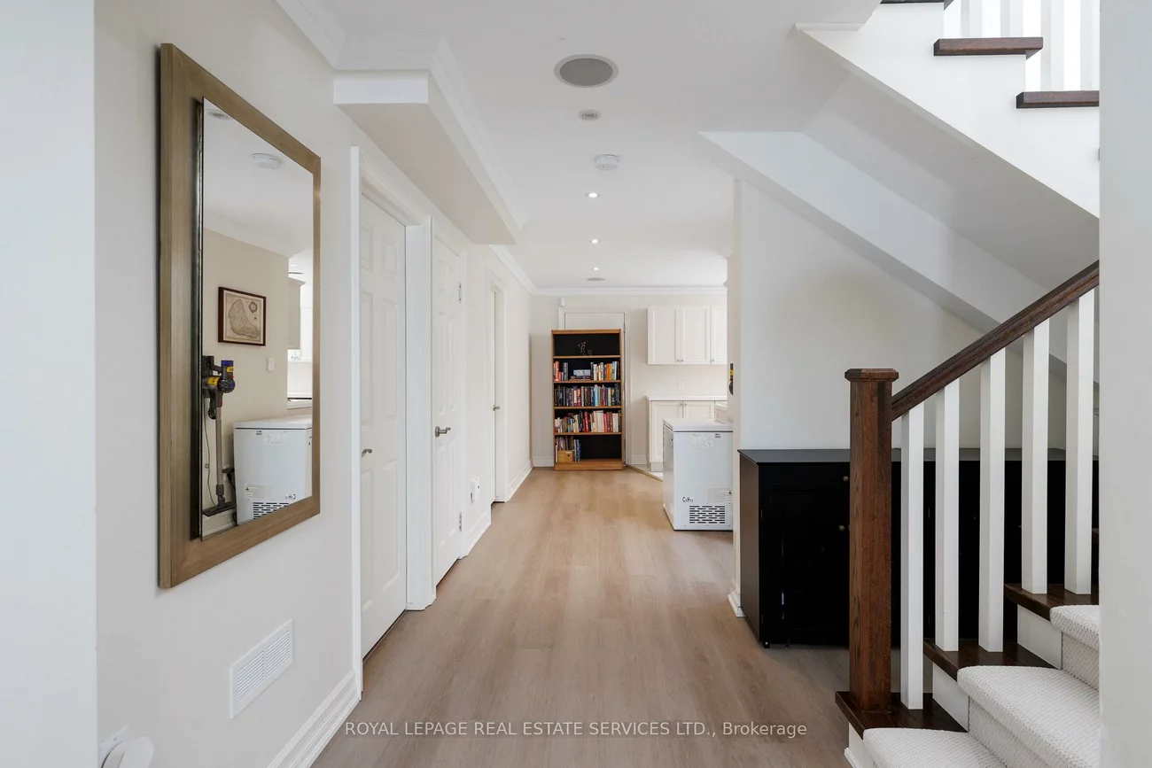 4, Springbrook, Stonegate-Queensway, Toronto