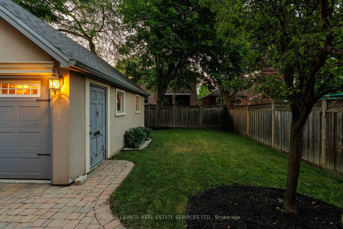 4, Springbrook, Stonegate-Queensway, Toronto