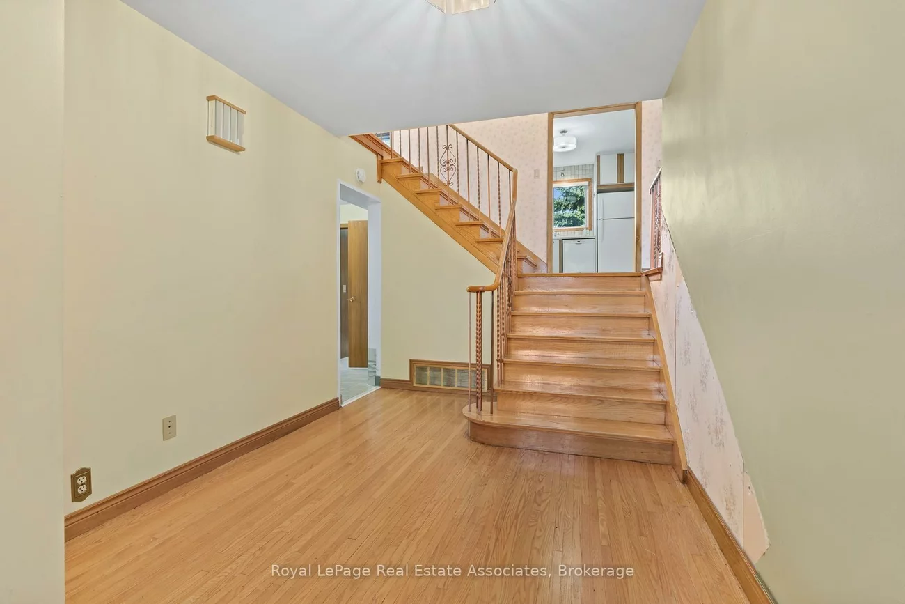 59, Alanmeade, Islington-City Centre West, Toronto