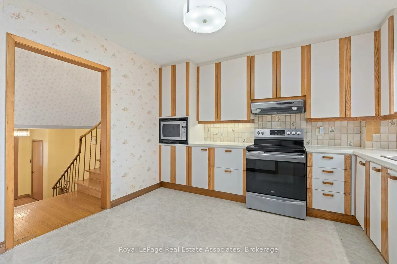 59, Alanmeade, Islington-City Centre West, Toronto