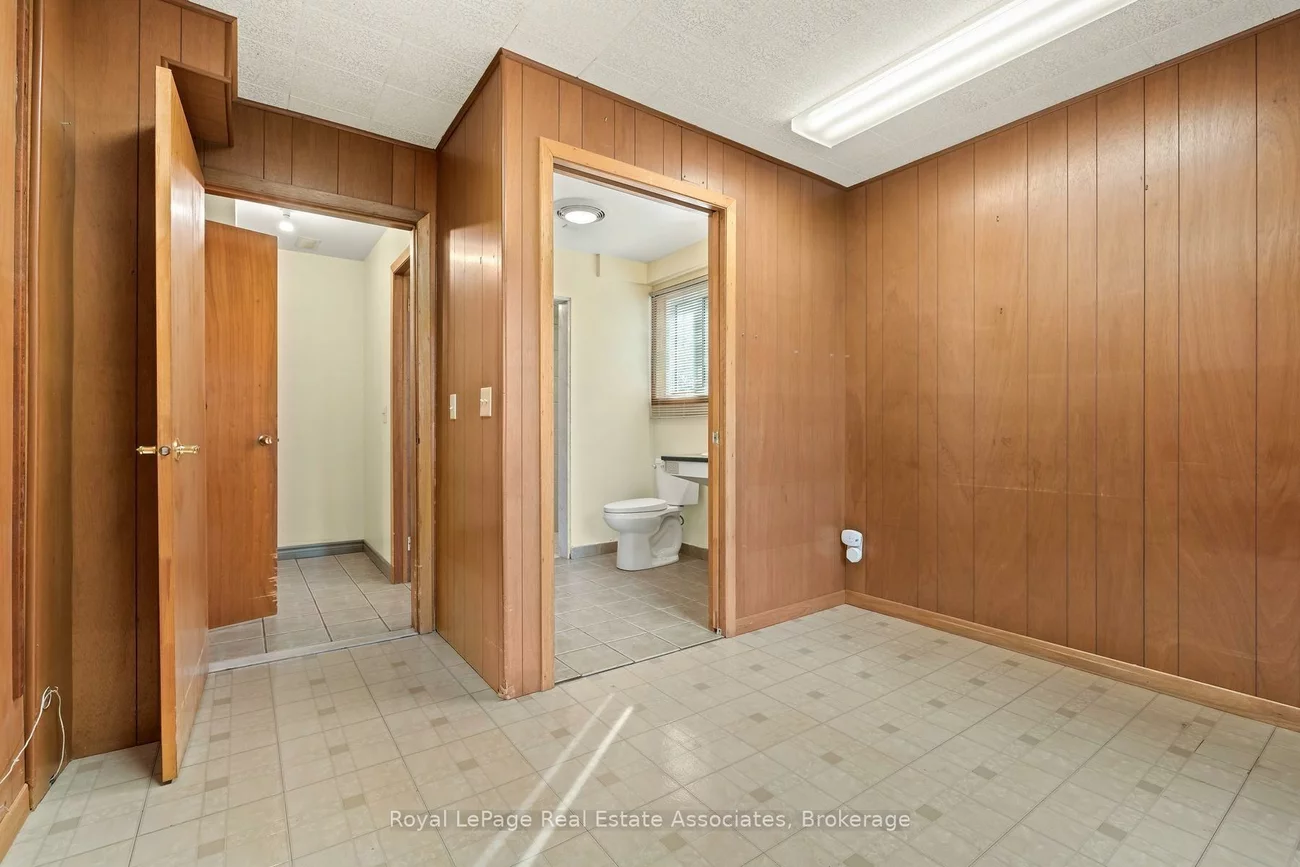 59, Alanmeade, Islington-City Centre West, Toronto