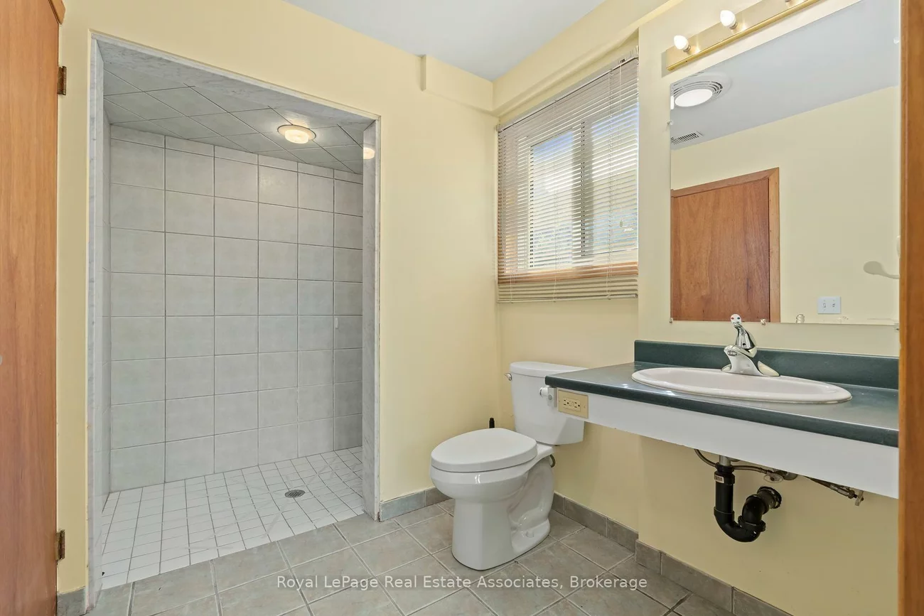 59, Alanmeade, Islington-City Centre West, Toronto