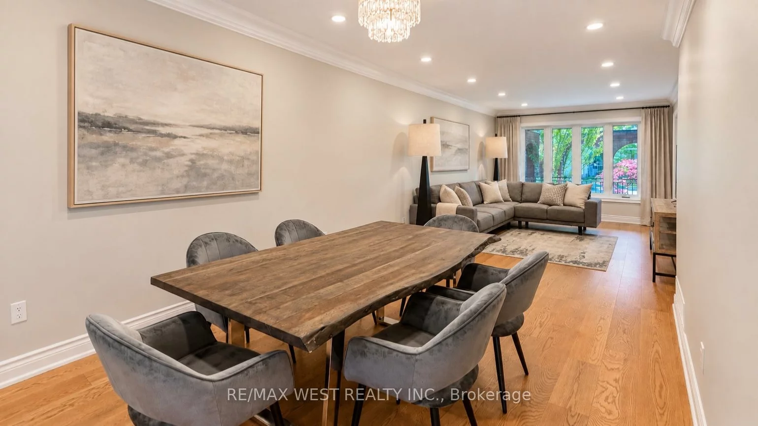 65, Foch, Alderwood, Toronto