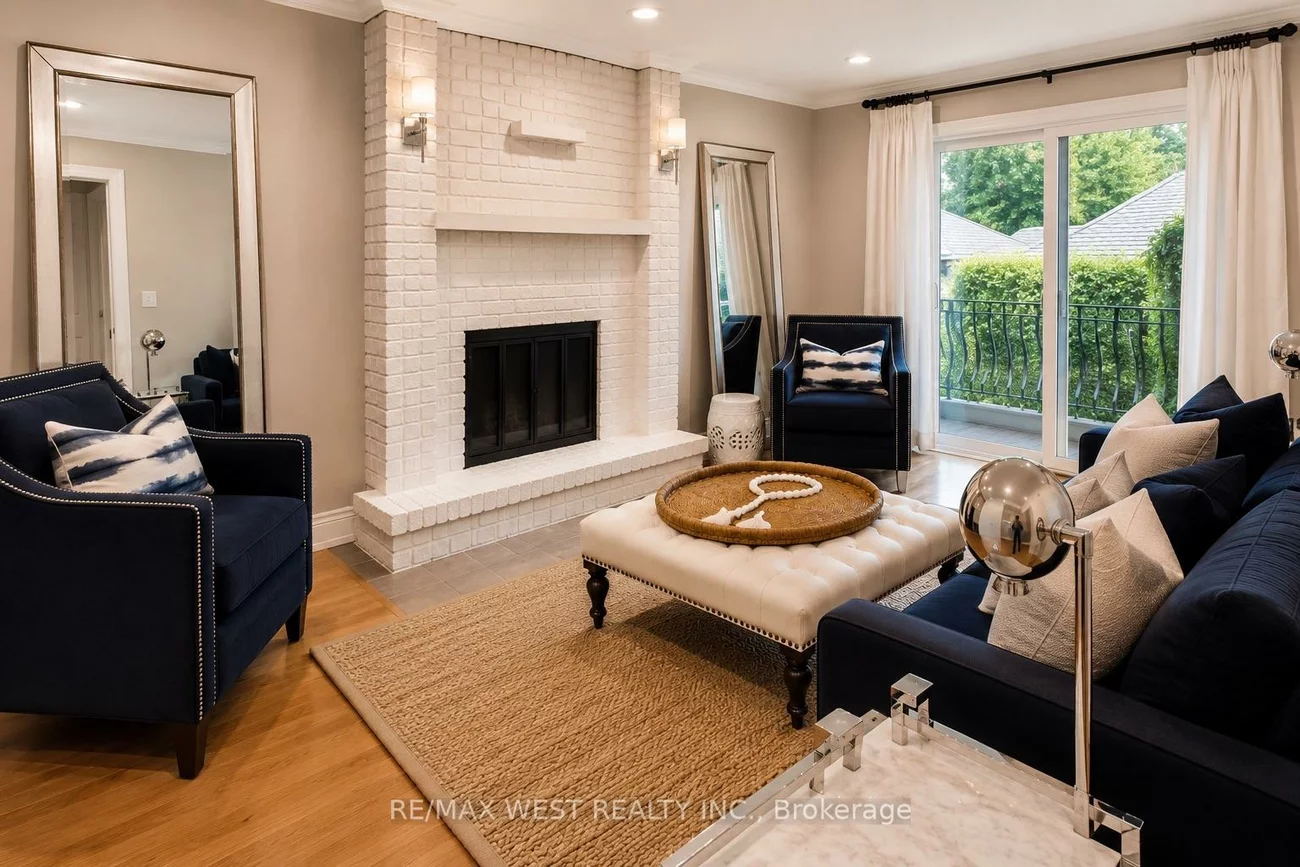 65, Foch, Alderwood, Toronto