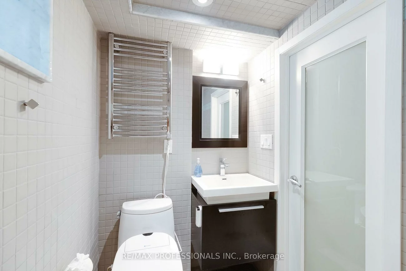 60, Fernalroy, Stonegate-Queensway, Toronto