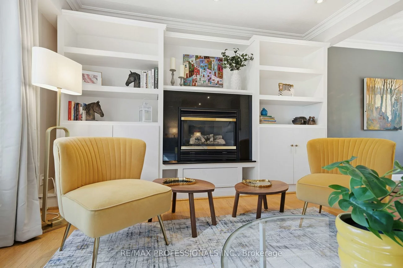 60, Fernalroy, Stonegate-Queensway, Toronto