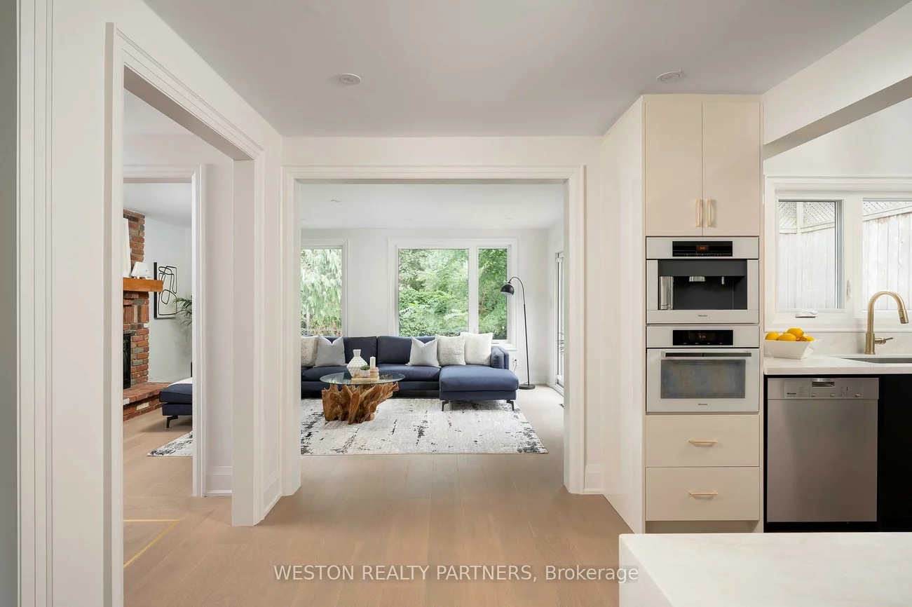 19, Mattice, Islington-City Centre West, Toronto