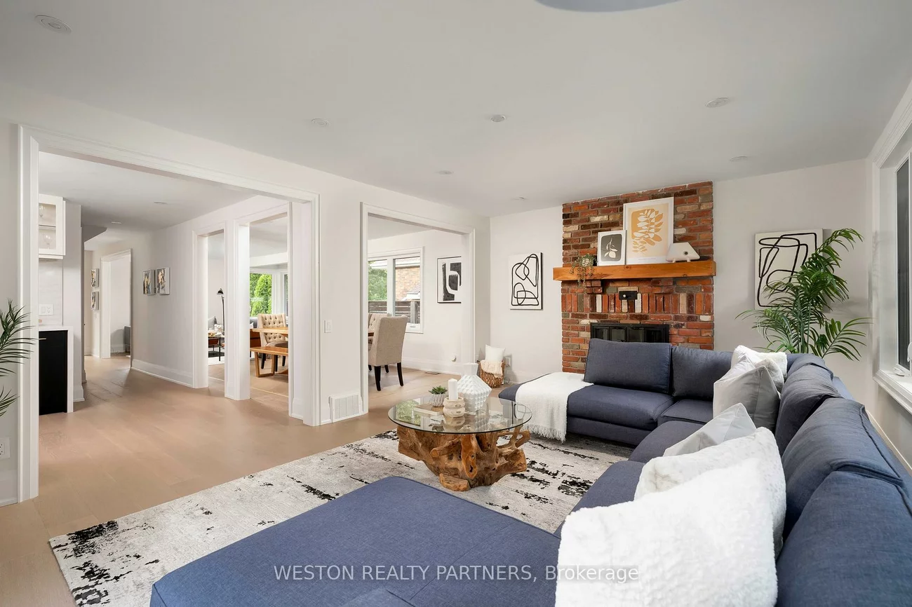 19, Mattice, Islington-City Centre West, Toronto