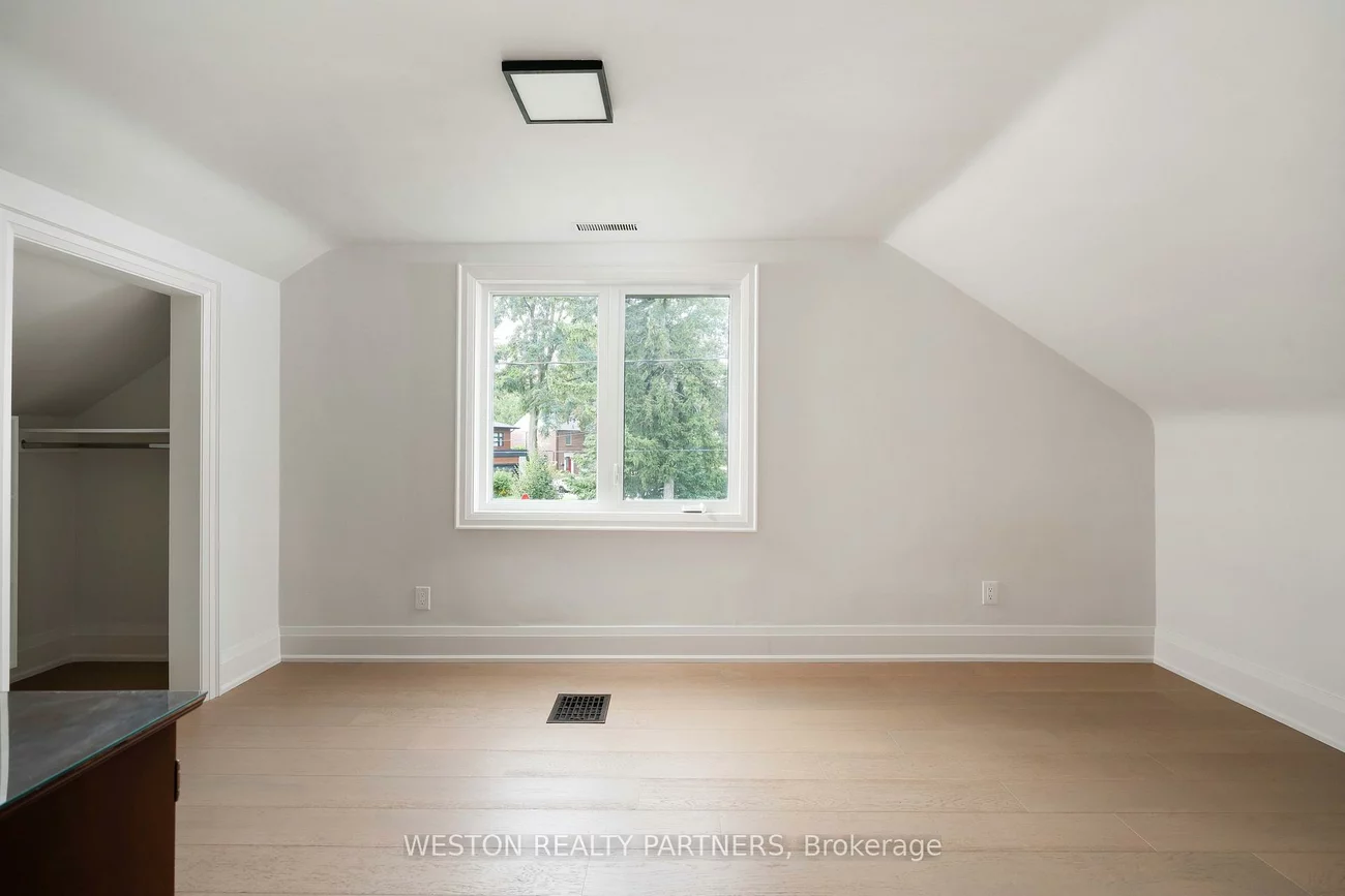 19, Mattice, Islington-City Centre West, Toronto