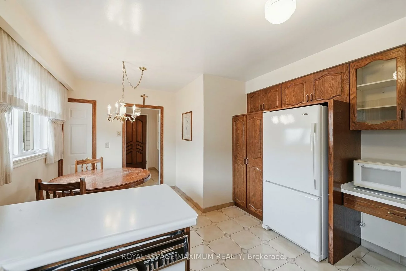 35, Norfield, Elms-Old Rexdale, Toronto
