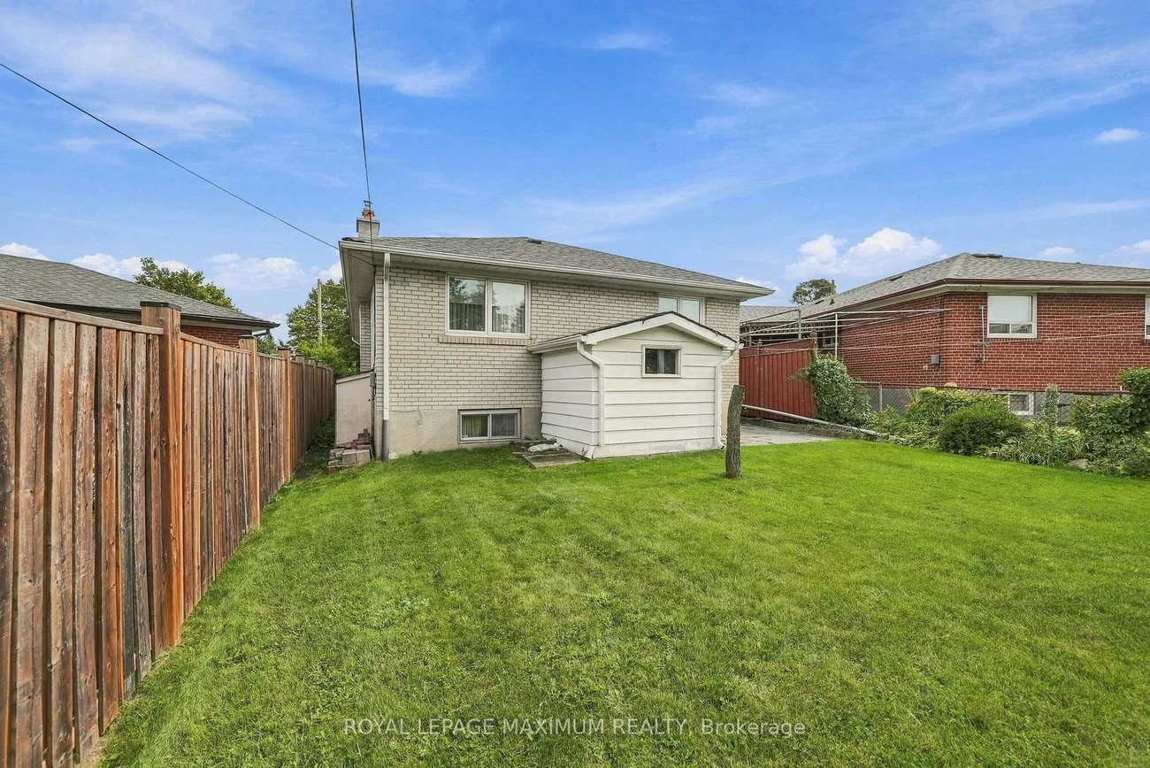 35, Norfield, Elms-Old Rexdale, Toronto