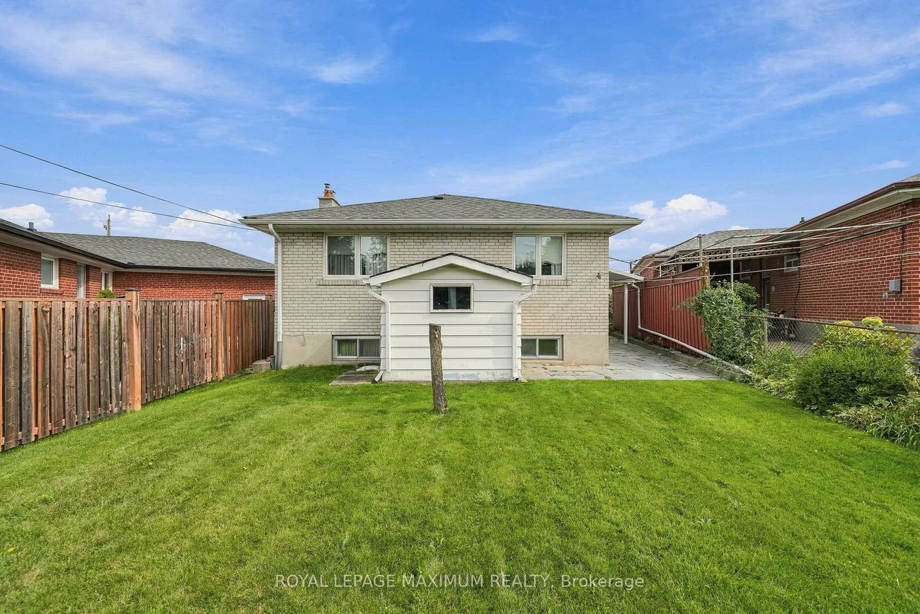 35, Norfield, Elms-Old Rexdale, Toronto
