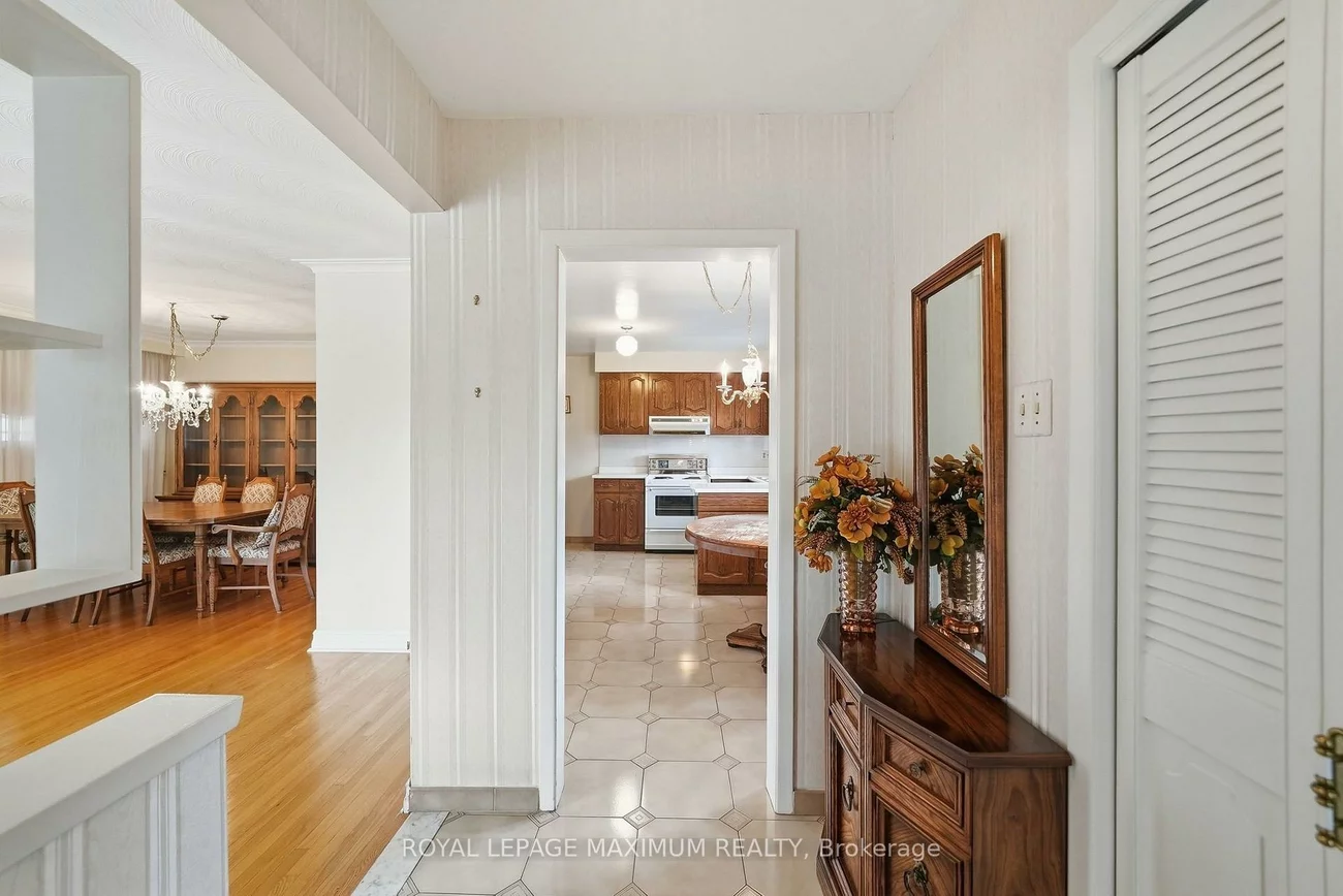 35, Norfield, Elms-Old Rexdale, Toronto