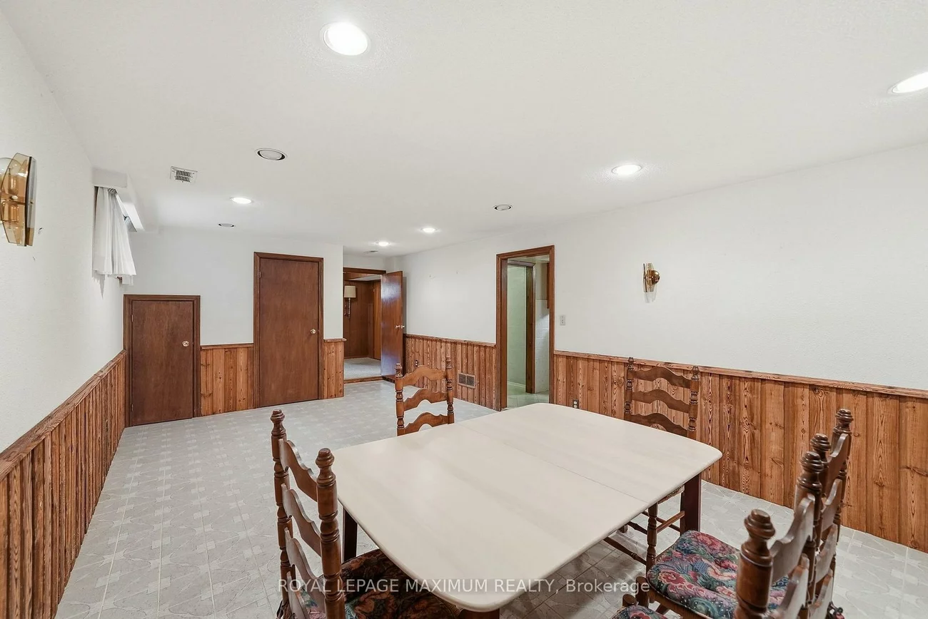 35, Norfield, Elms-Old Rexdale, Toronto