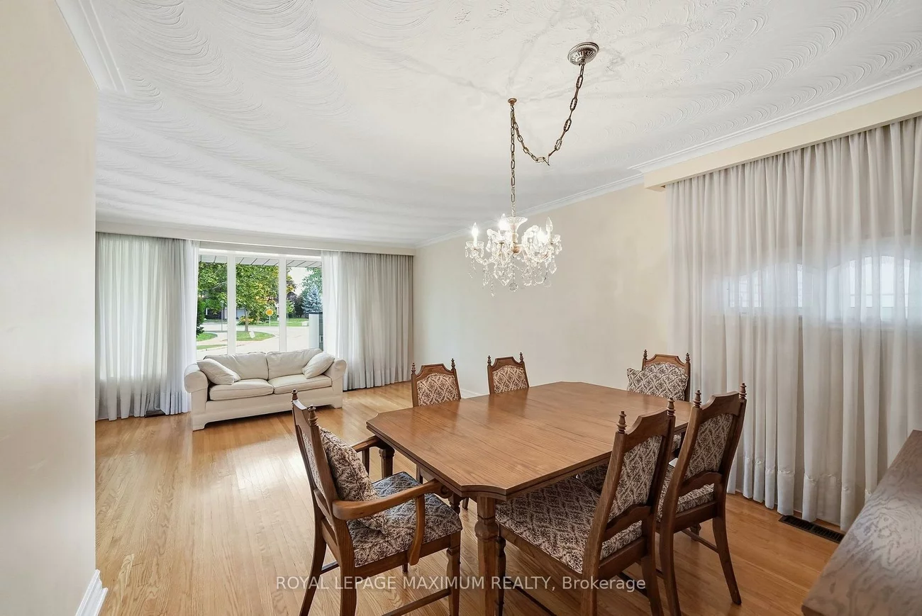 35, Norfield, Elms-Old Rexdale, Toronto