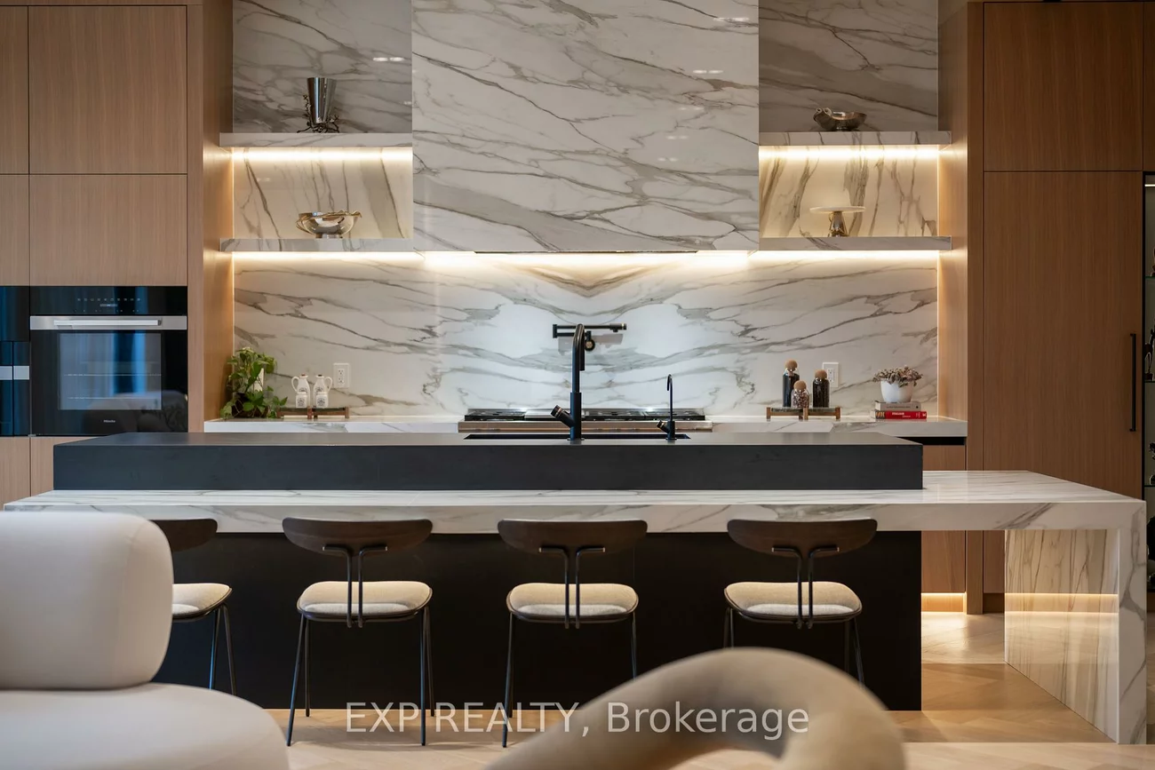 65, Edgecroft, Stonegate-Queensway, Toronto