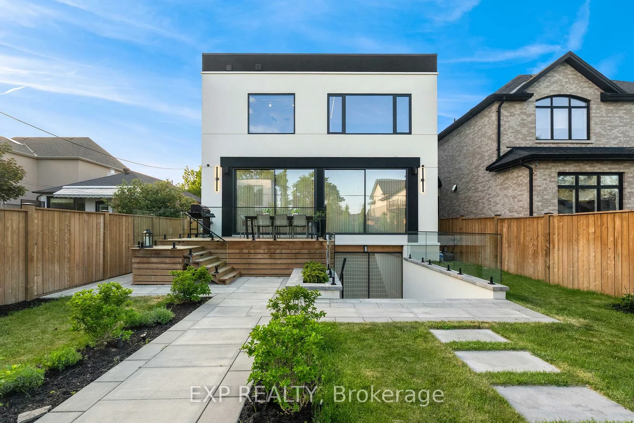 65, Edgecroft, Stonegate-Queensway, Toronto