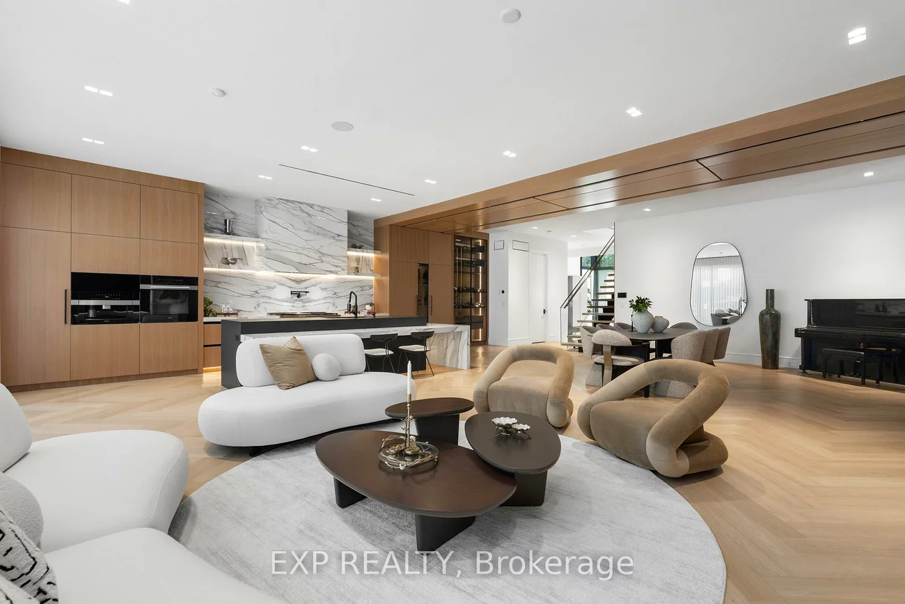 65, Edgecroft, Stonegate-Queensway, Toronto