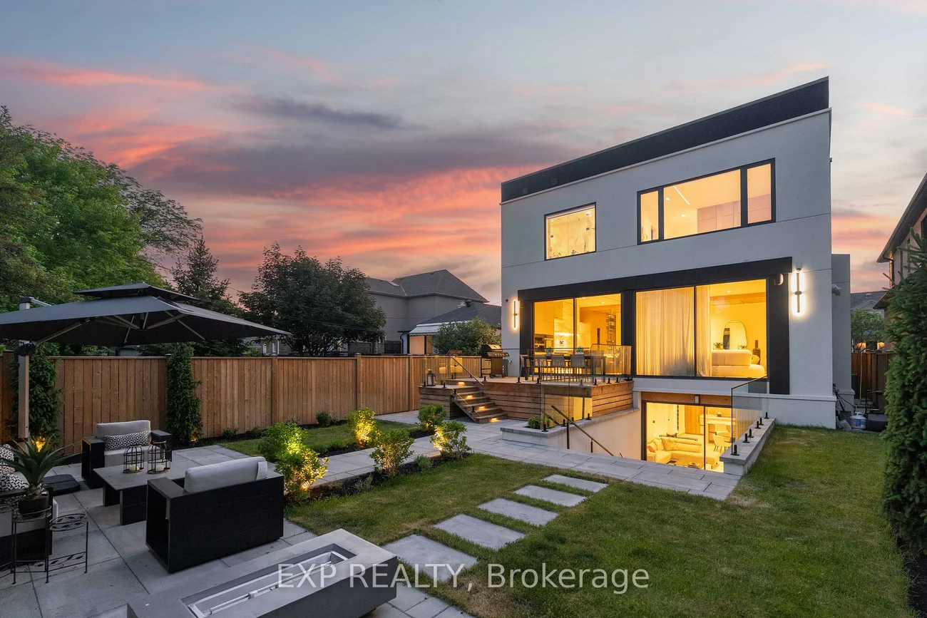 65, Edgecroft, Stonegate-Queensway, Toronto