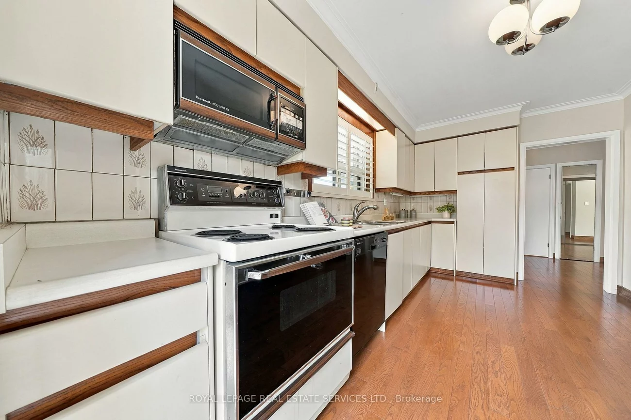 81, Letchworth, Downsview-Roding-CFB, Toronto