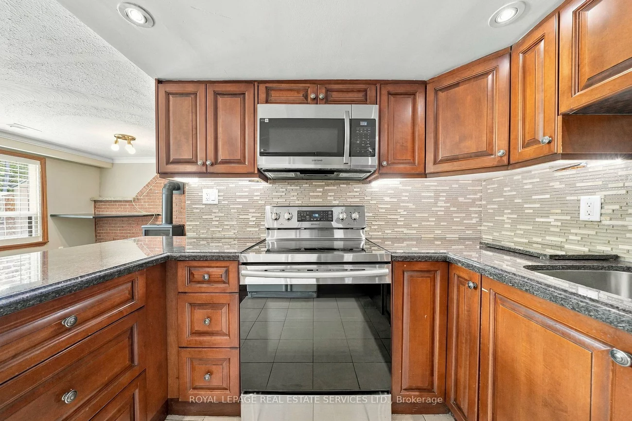 81, Letchworth, Downsview-Roding-CFB, Toronto