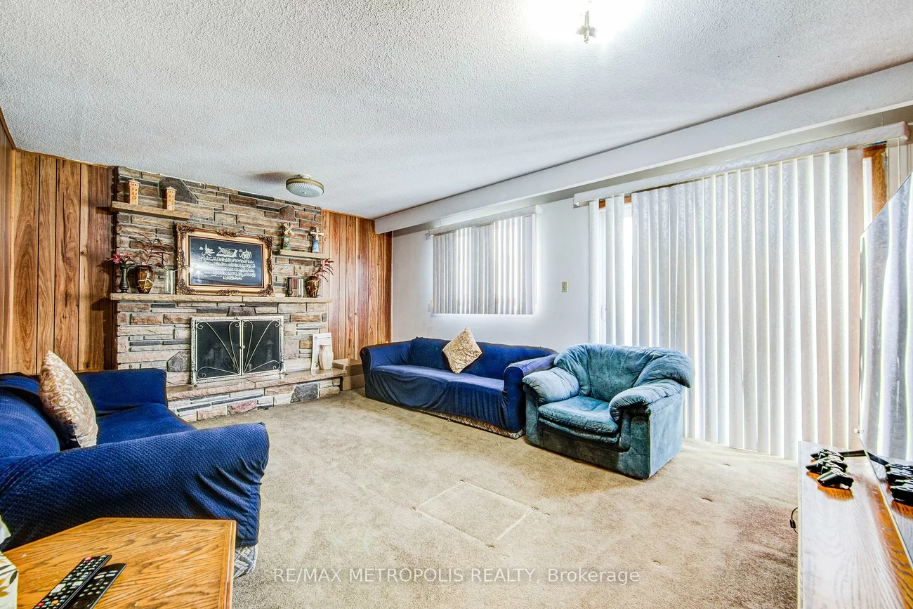 110, Stevenson, Mount Olive-Silverstone-Jamestown, Toronto