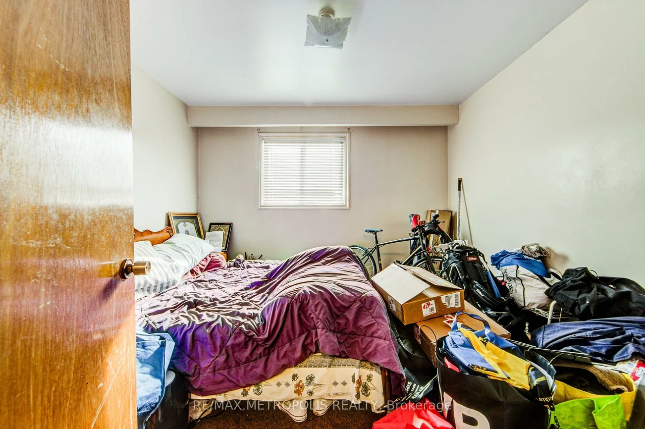 110, Stevenson, Mount Olive-Silverstone-Jamestown, Toronto