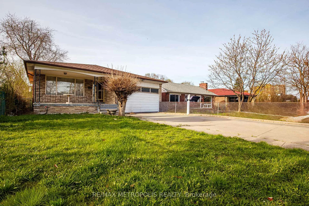 110, Stevenson, Mount Olive-Silverstone-Jamestown, Toronto