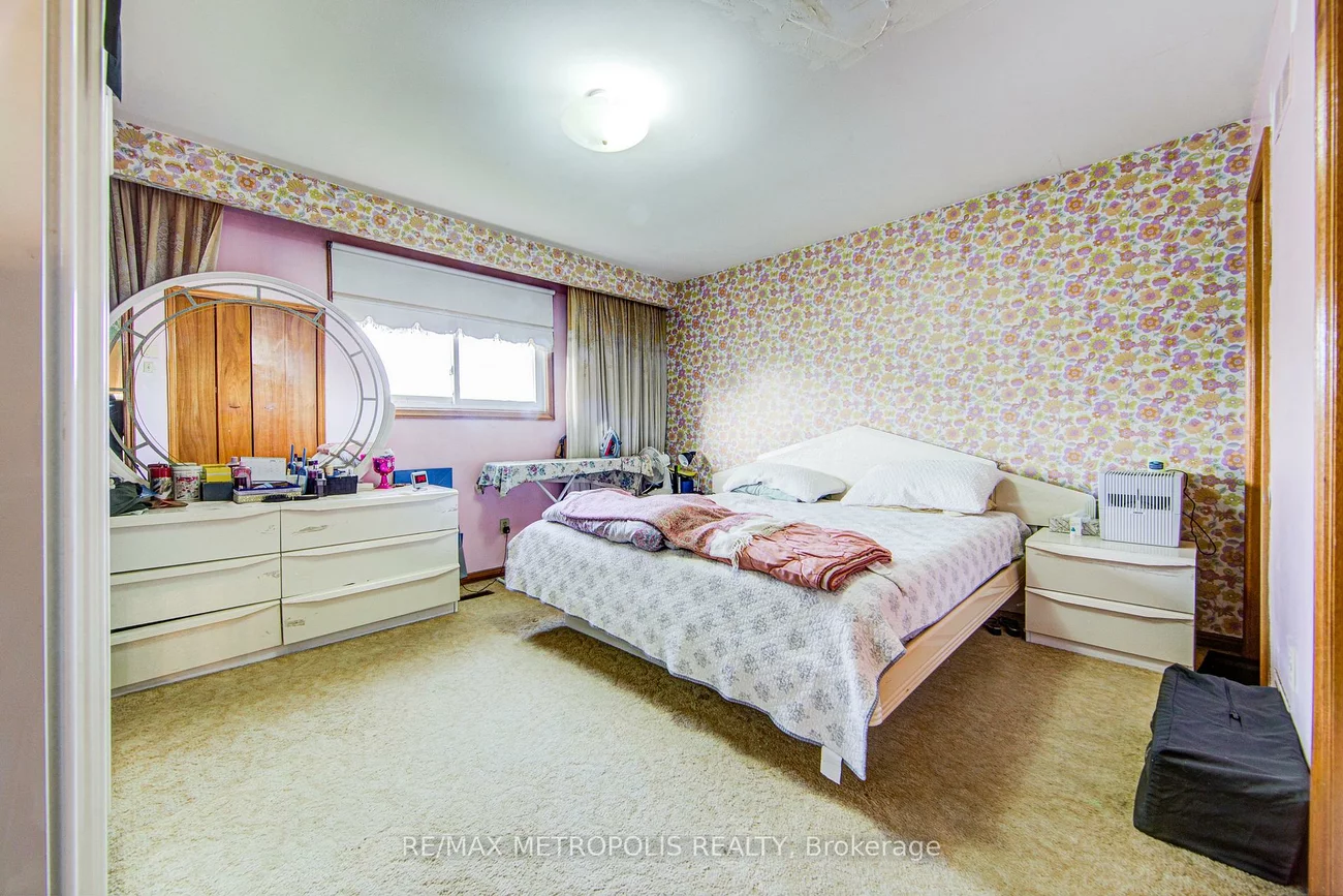 110, Stevenson, Mount Olive-Silverstone-Jamestown, Toronto