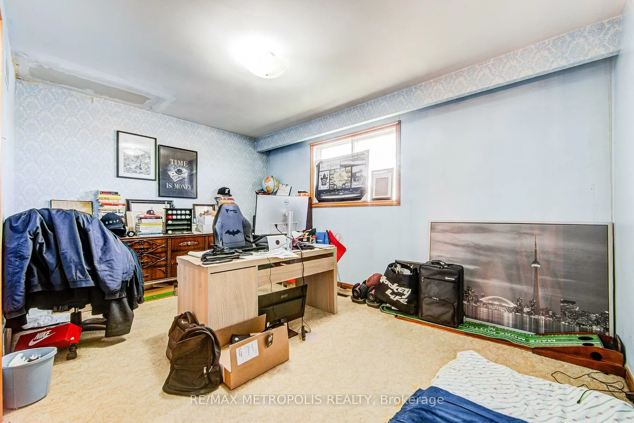 110, Stevenson, Mount Olive-Silverstone-Jamestown, Toronto