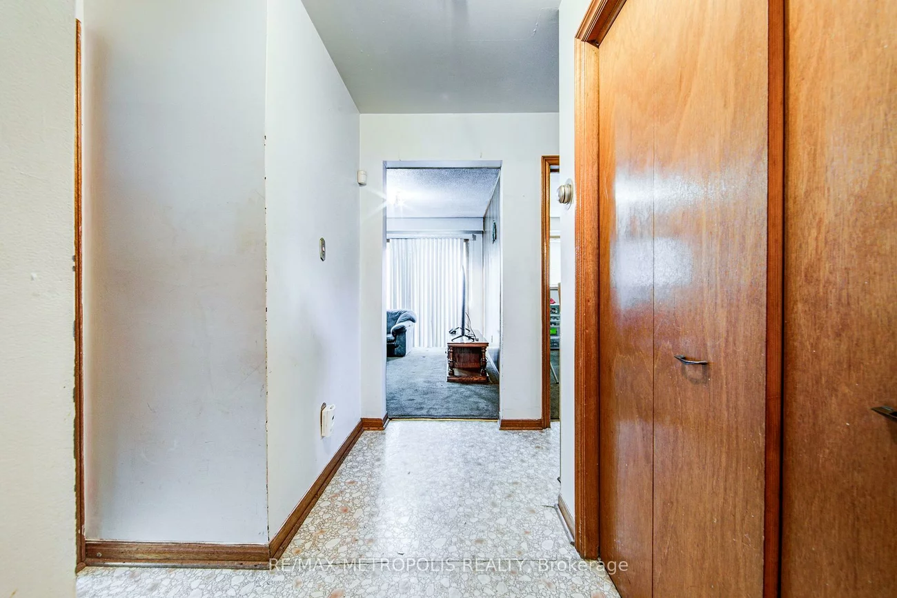 110, Stevenson, Mount Olive-Silverstone-Jamestown, Toronto